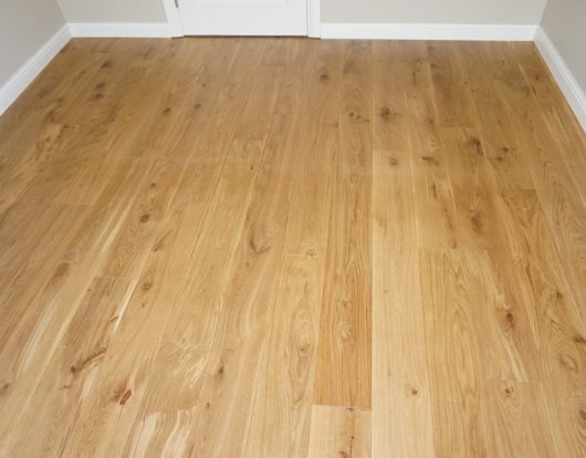 grīdas dēļi Ozols Rustic (21 x 180 + laka)